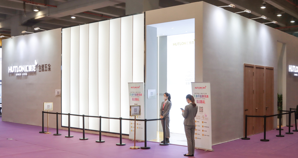 2021年(nián)高定展 | 八哥影院“全屋五金定製+”驚豔亮相!