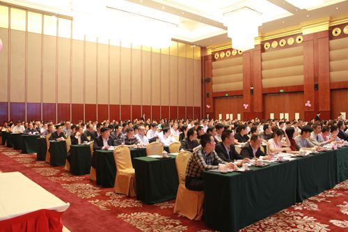 全體八哥影院（lóng）人共同（tóng）學習共同進步