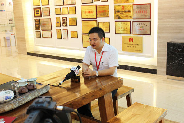 “美麗中國”行大型公益活動走進八哥影院
