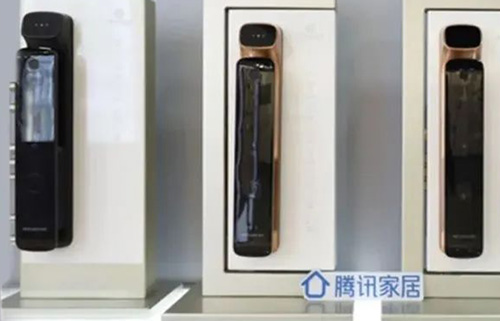 騰訊家居評測 | 匯（huì）泰龍D1f仿生（shēng）3D人（rén）臉識別智能鎖（suǒ），“雲安全”設計玩轉智能安防
