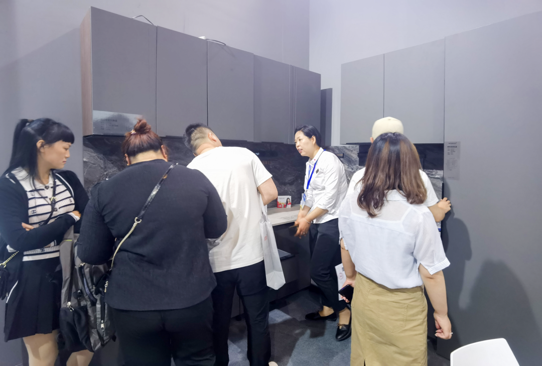 1682415839826139.png 八哥影院全屋五金震撼亮相2023中國成都建博會(huì)!